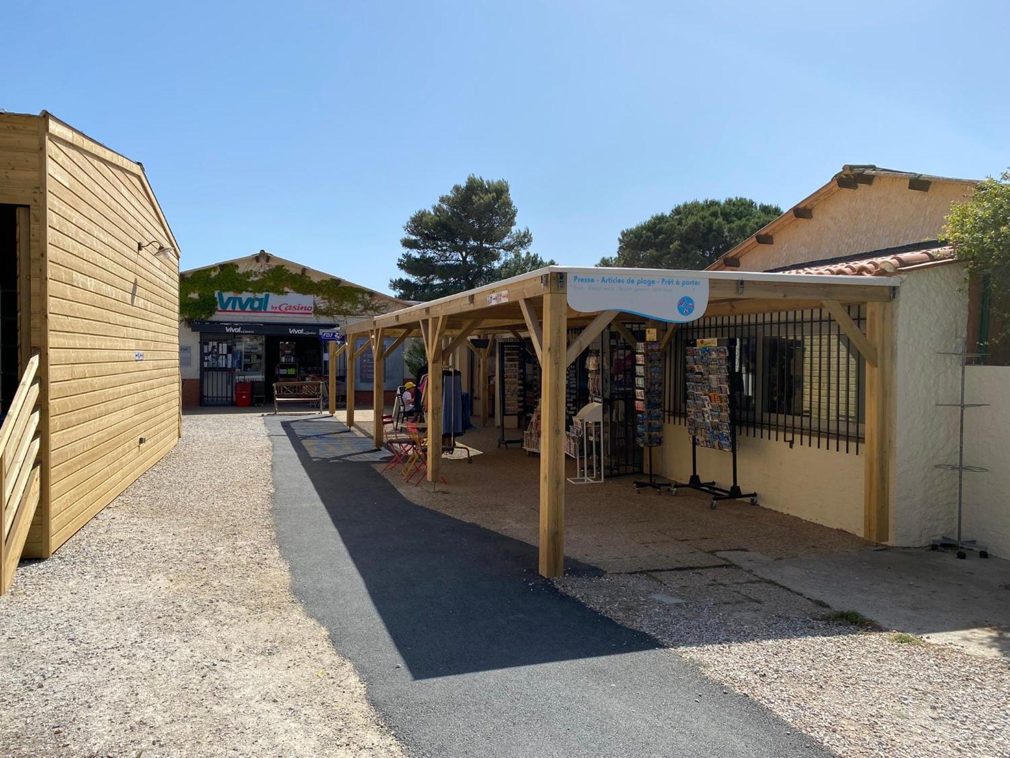 Mobil Home 3 Chambres Canet-en-Roussillon Exterior photo